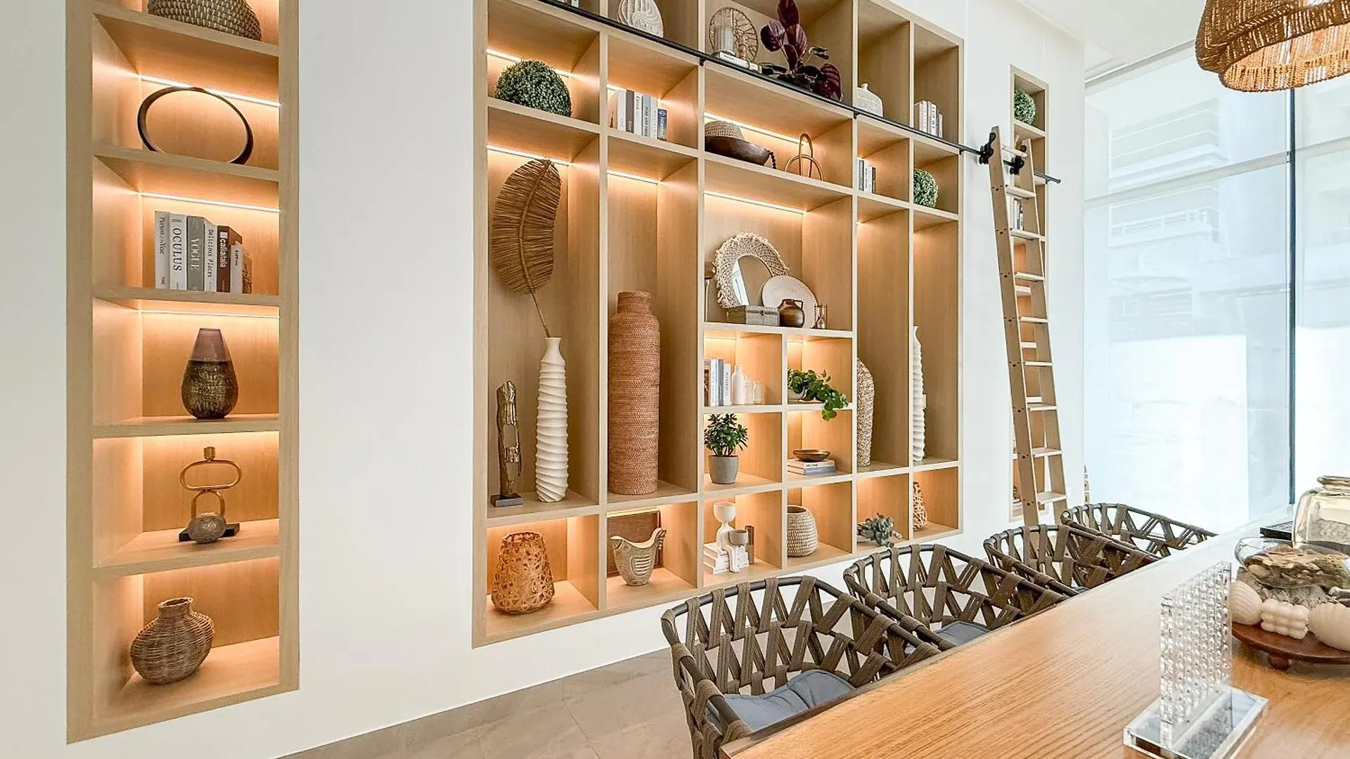 Apartment Modern Chic Studio Apartment, Belgravia Heights 2, Jvc Dubai