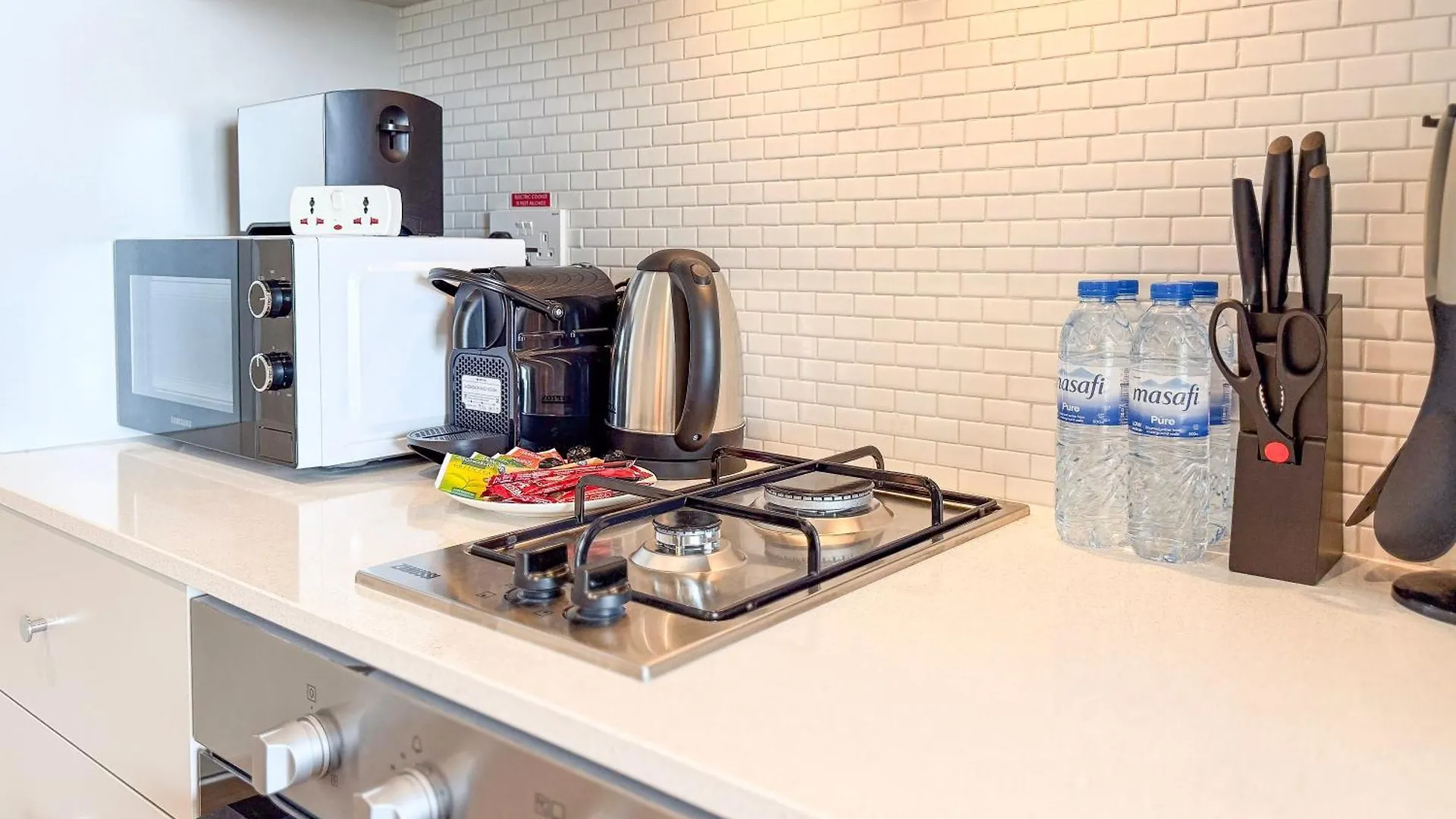 Apartment Modern Chic Studio Apartment, Belgravia Heights 2, Jvc Dubai